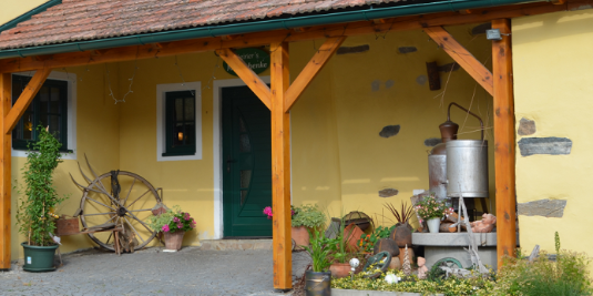 Steiners Mostschenke wine tavern, © Gertrude Steiner