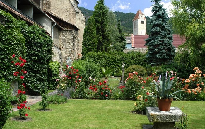 Monastery garden, &copy; Hotel Richard L&ouml;wenherz