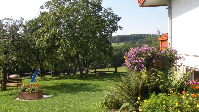 Garden, &copy; Verena