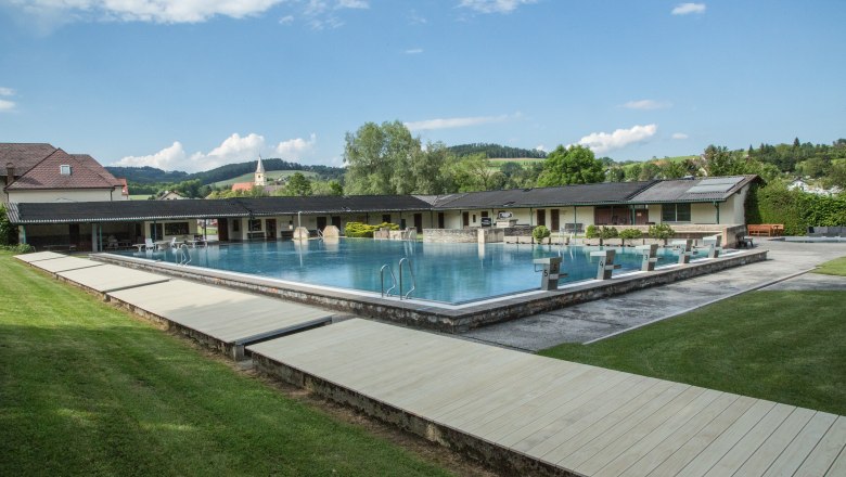 Krumbach outdoor pool, &copy; SchwimmbadKrumbach&copy;Marktgemeinde Krumbach, Foto: Franz Riegler