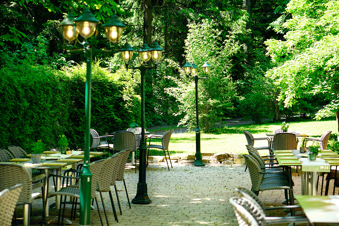 garden_lanterns