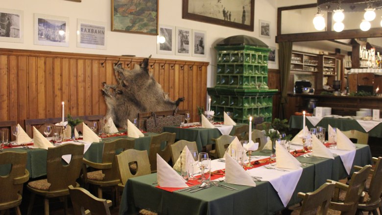 Innenansicht des Berggasthofes, &copy; Scharfgger&acute;s Raxalpen Resort