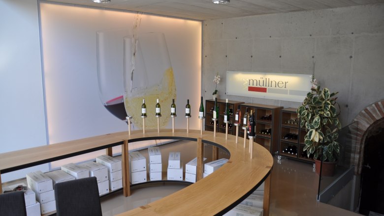 Tasting room, © Weingut Wolfgang Müllner