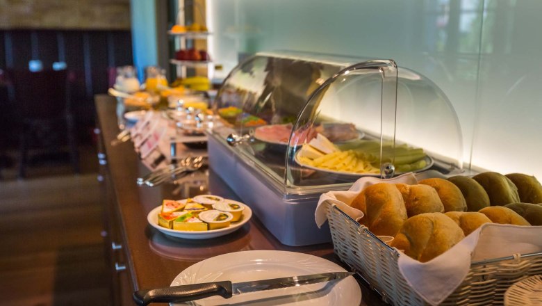 reichhaltiges Frühstücksbuffet, © Ofnerhof Familie Gruber