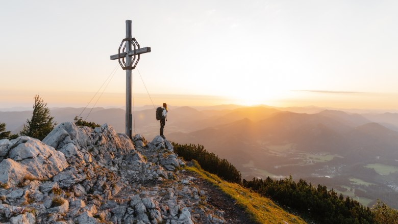 U vrcholového kříže myslete na chladivé ponoření do jezera Erlaufsee., © Niederösterreich Werbung/Robin Uthe