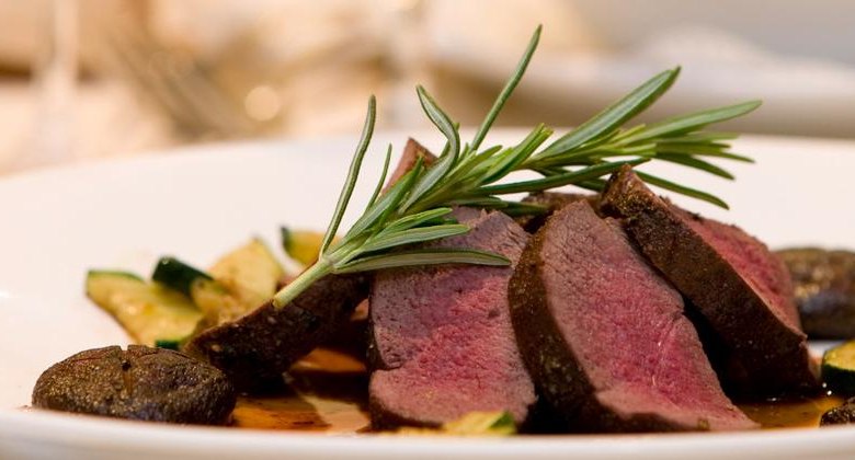 Gourmet menu, &copy; F. Bl&auml;uel GesmbH