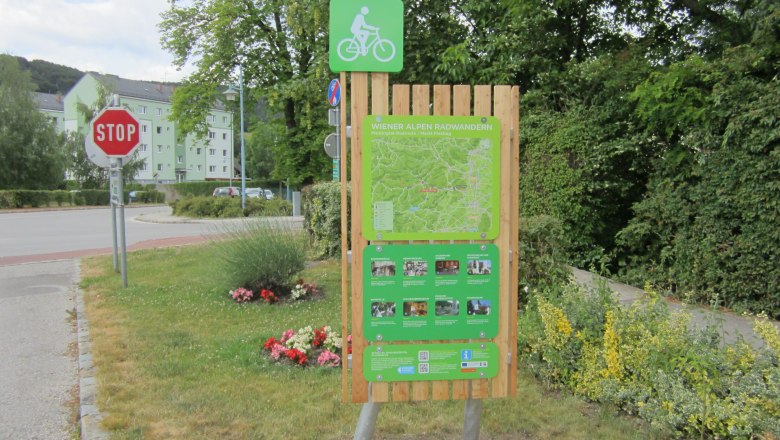 Markt Piesting bike start board, © ©Wiener Alpen