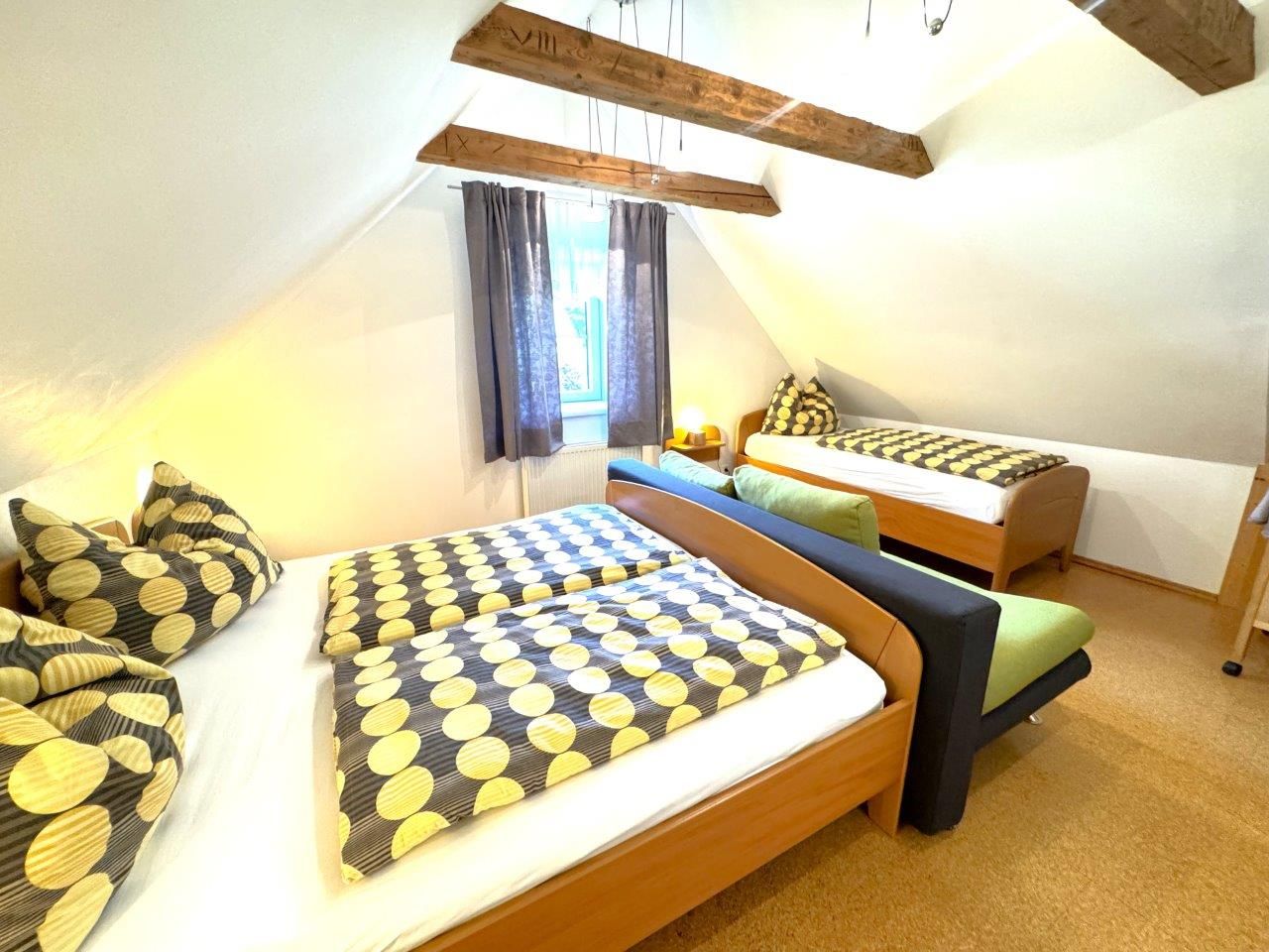 Romantický podkrovní apartmán (2)