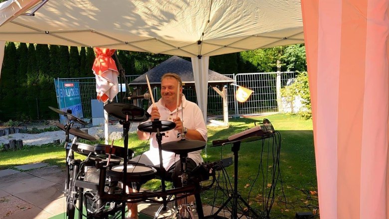 Ud&aacute;lost Parkh&uuml;tte, &copy; Familie Blieweis