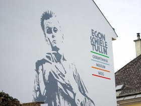 Fassade am Egon Schiele Museum Tulln, &copy; Donau Nieder&ouml;sterreich - Kamptal-Wagram-Tullner Donauraum