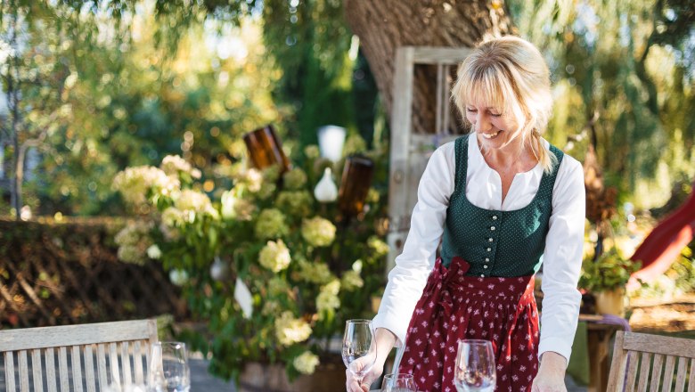 Karin Ottner warmly welcomes hungry day trippers, © Niederösterreich Werbung/Mara Hohla