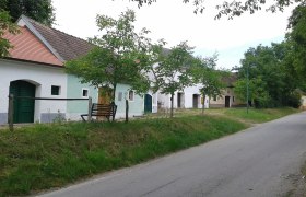 Kellergasse in K&ouml;nigsbrunn, &copy; Donau Nieder&ouml;sterreich - Kamptal-Wagram-Tullner Donauraum