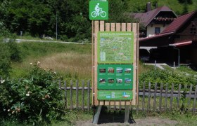 Trattenbach bike start board, &copy; &copy;Wiener Alpen