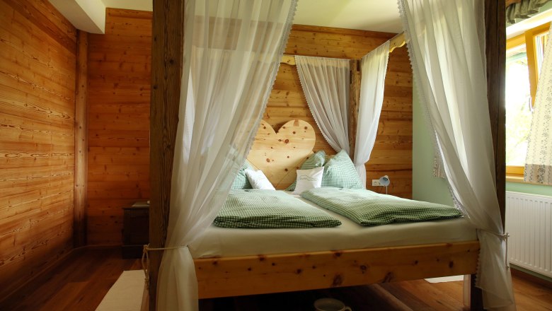 &Ouml;tscher Romantic Room at the H&ouml;chbauernhof, &copy; weinfranz.at